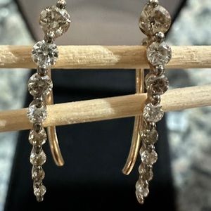 Le Vian 14kt strawberry gold(rose) chocolate diamond climber earrings. Pre owned